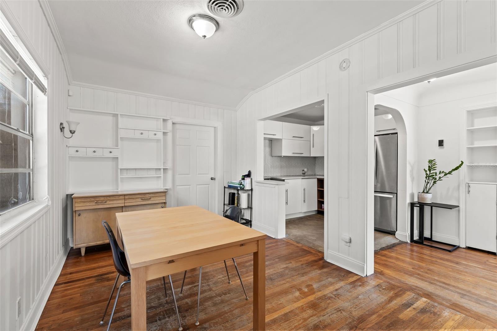 Image 6 of 27 For 4400 2nd Avenue S