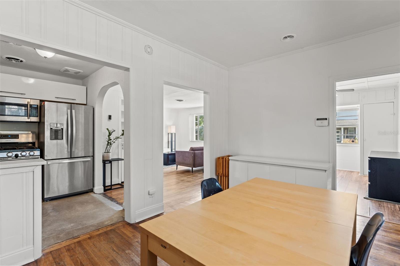Image 7 of 27 For 4400 2nd Avenue S