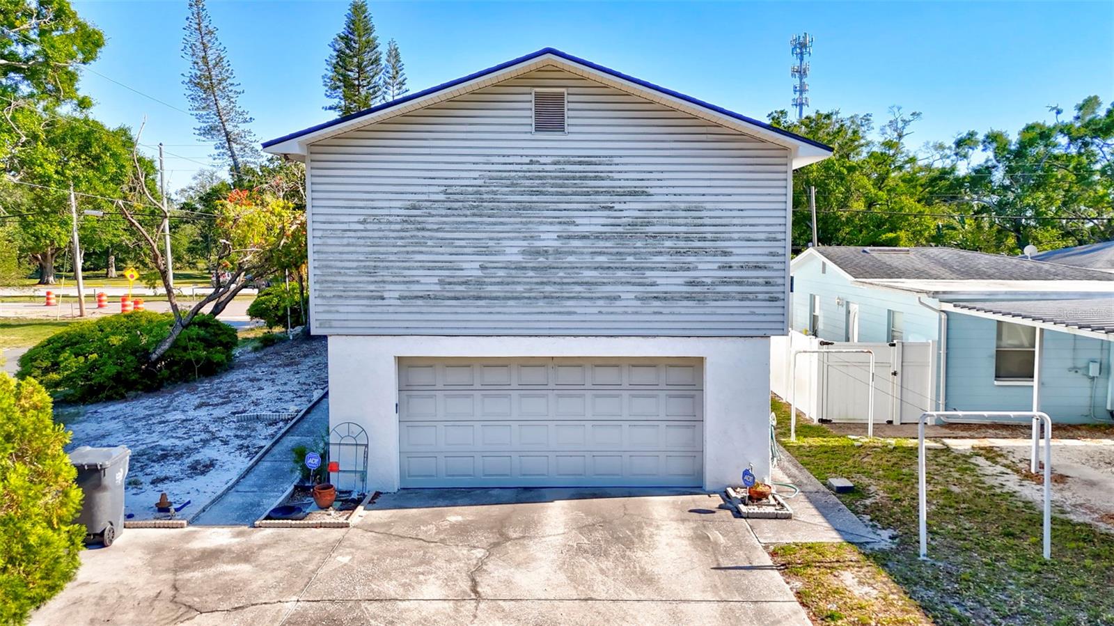 Image 5 of 54 For 4610 47th Way N