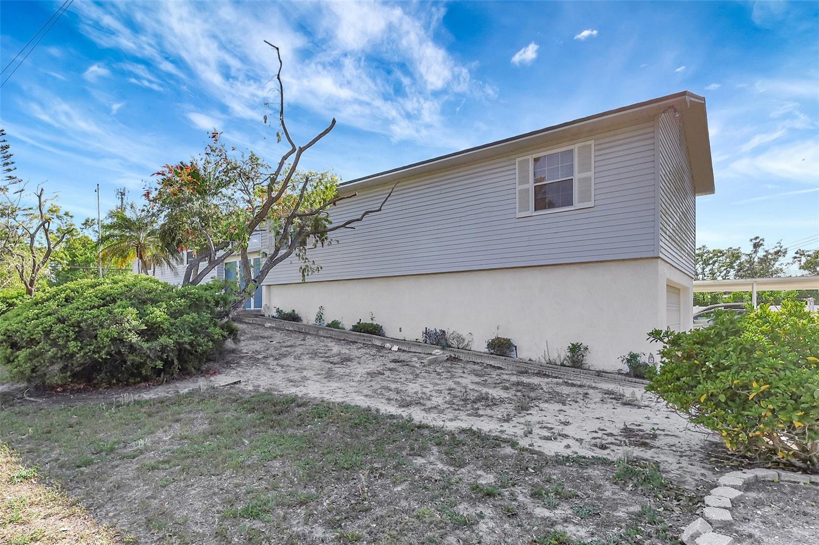 Image 7 of 54 For 4610 47th Way N