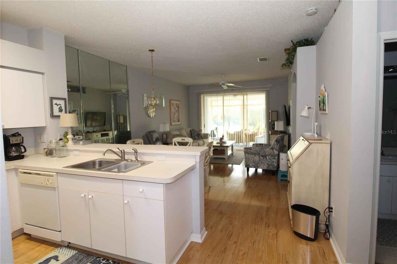 Image 14 of 40 For 704 Tremont Greens Lane 107