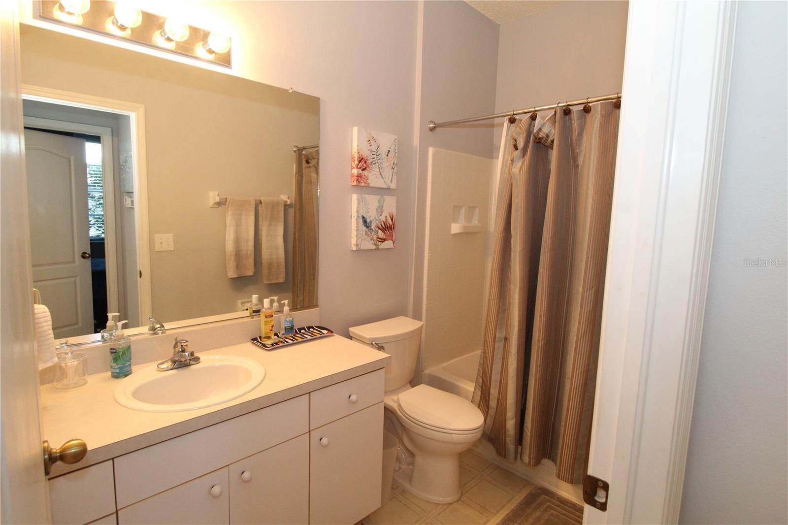Image 24 of 40 For 704 Tremont Greens Lane 107