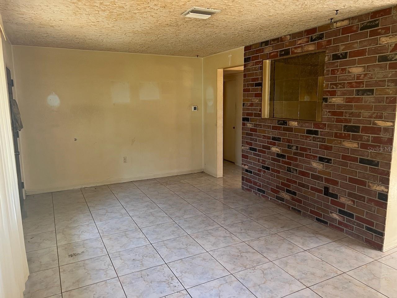 Image 5 of 22 For 4191 71st Avenue N