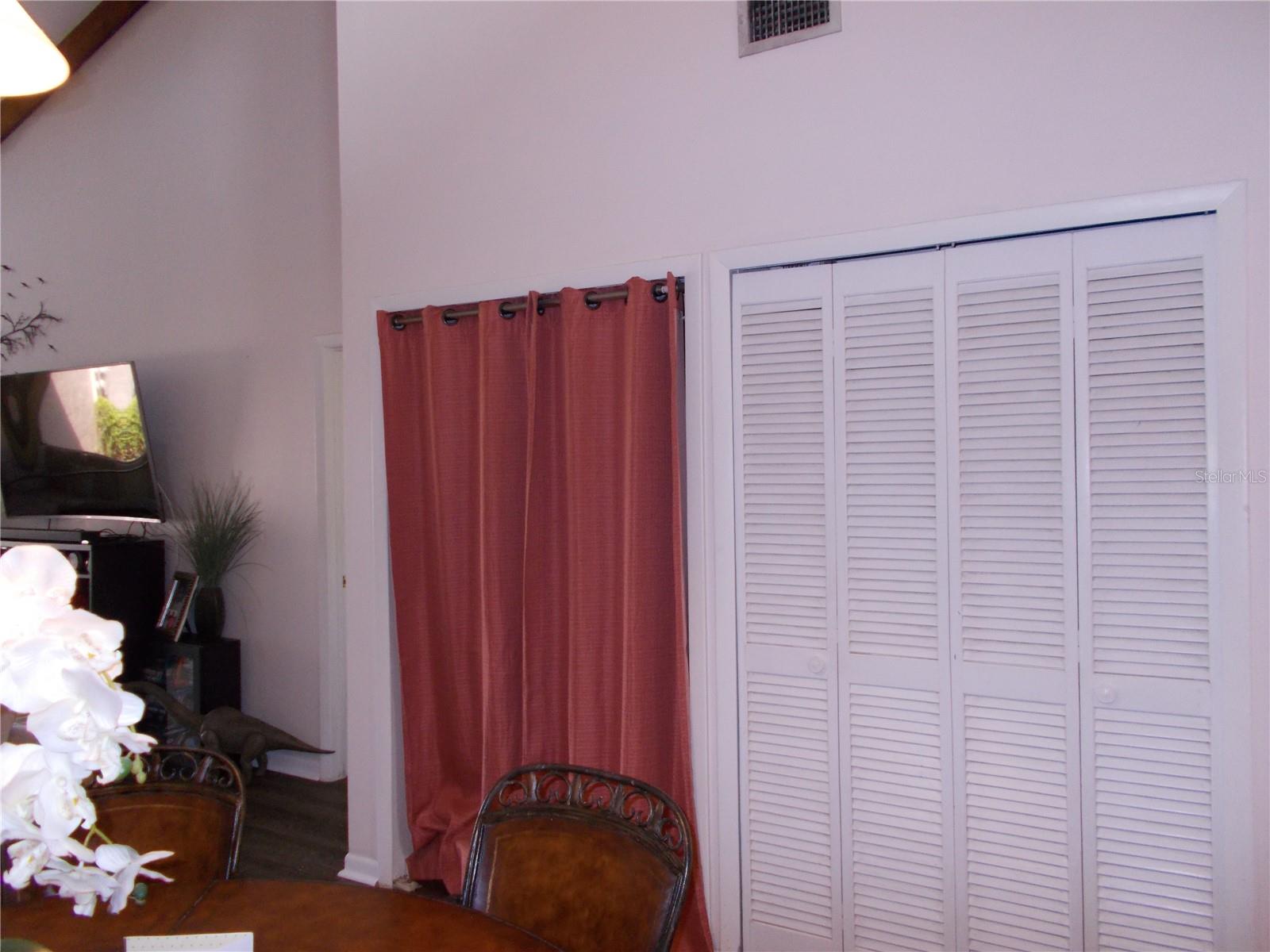Image 23 of 26 For 5225 Imperial Lakes Boulevard 52