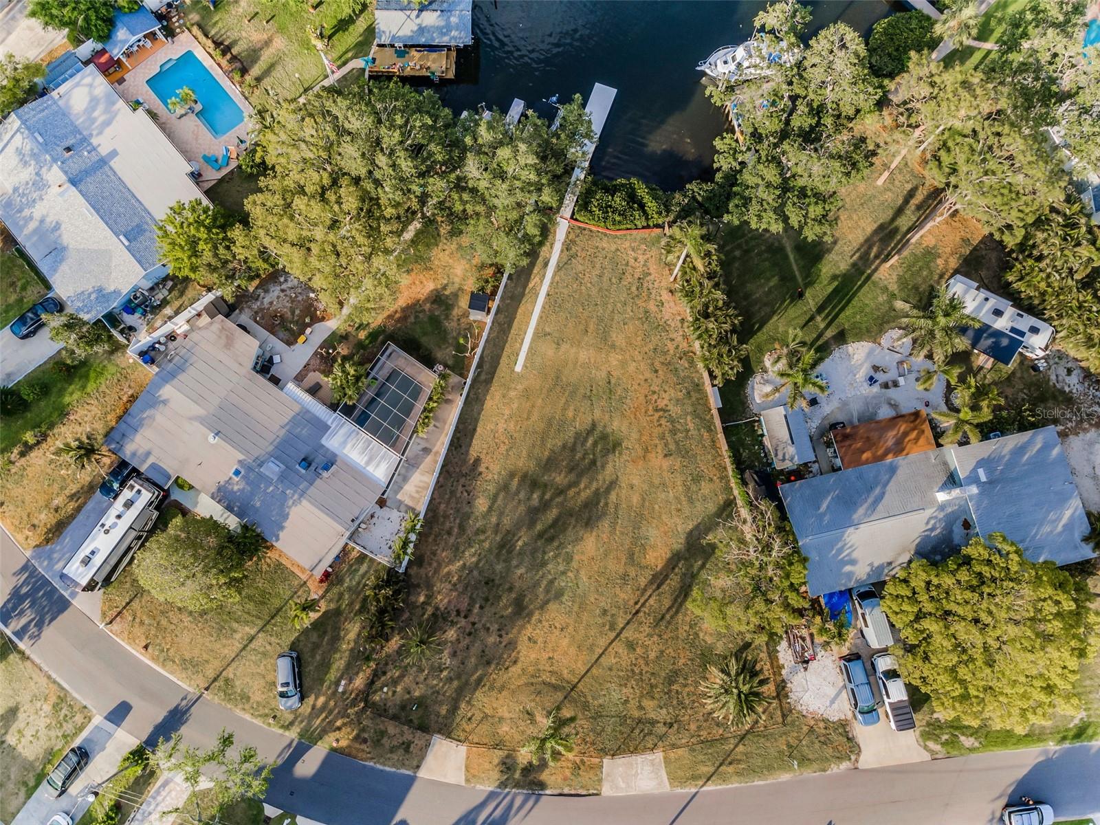 Image 11 of 31 For 117 Carlyle Drive