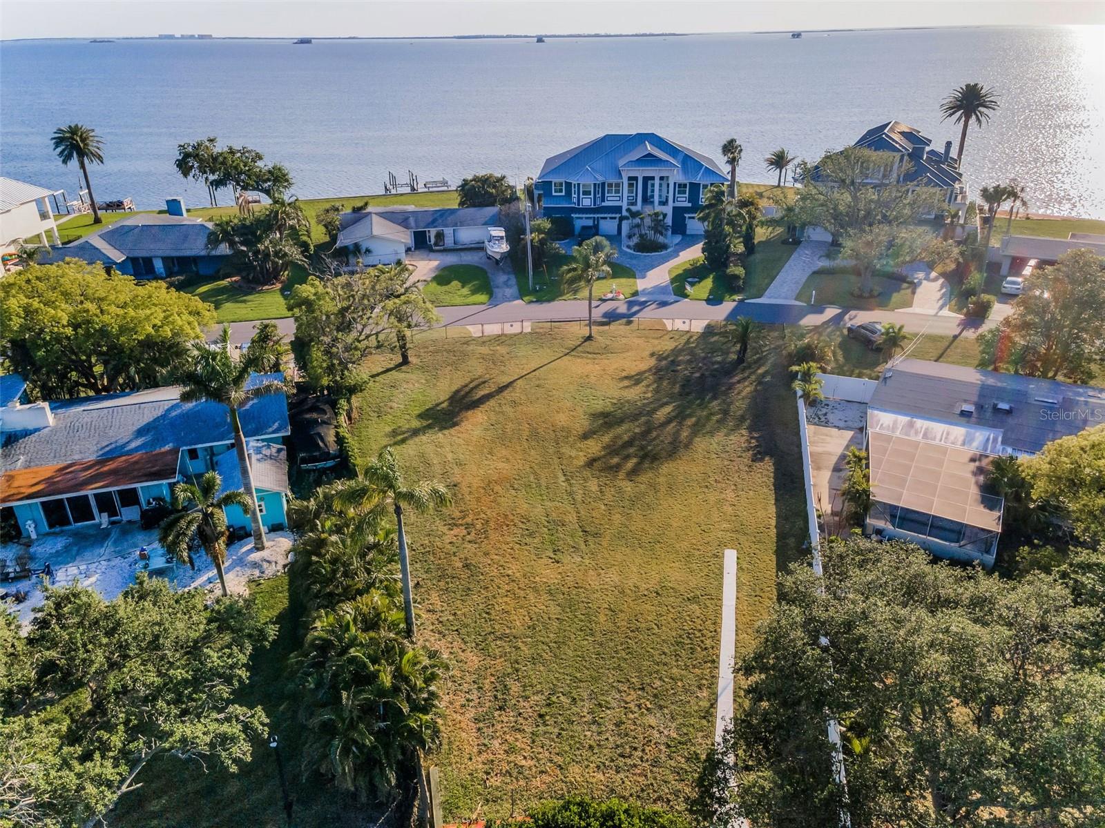 Image 16 of 31 For 117 Carlyle Drive