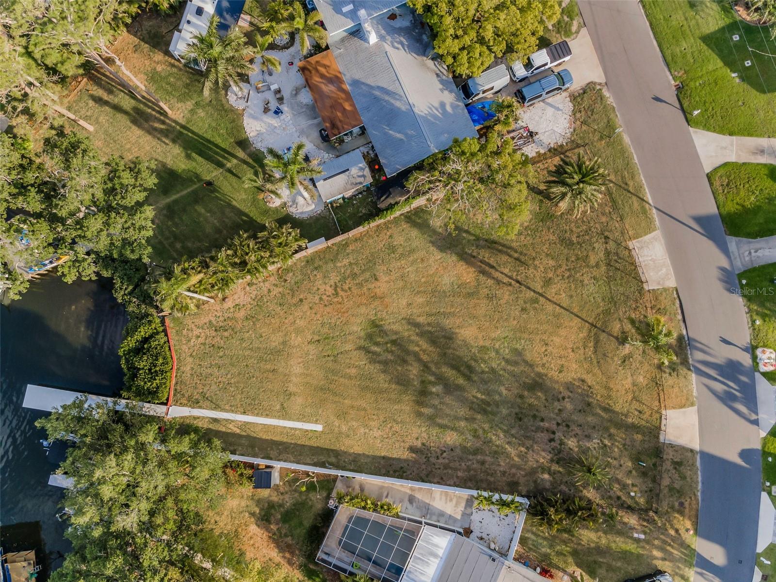 Image 28 of 31 For 117 Carlyle Drive