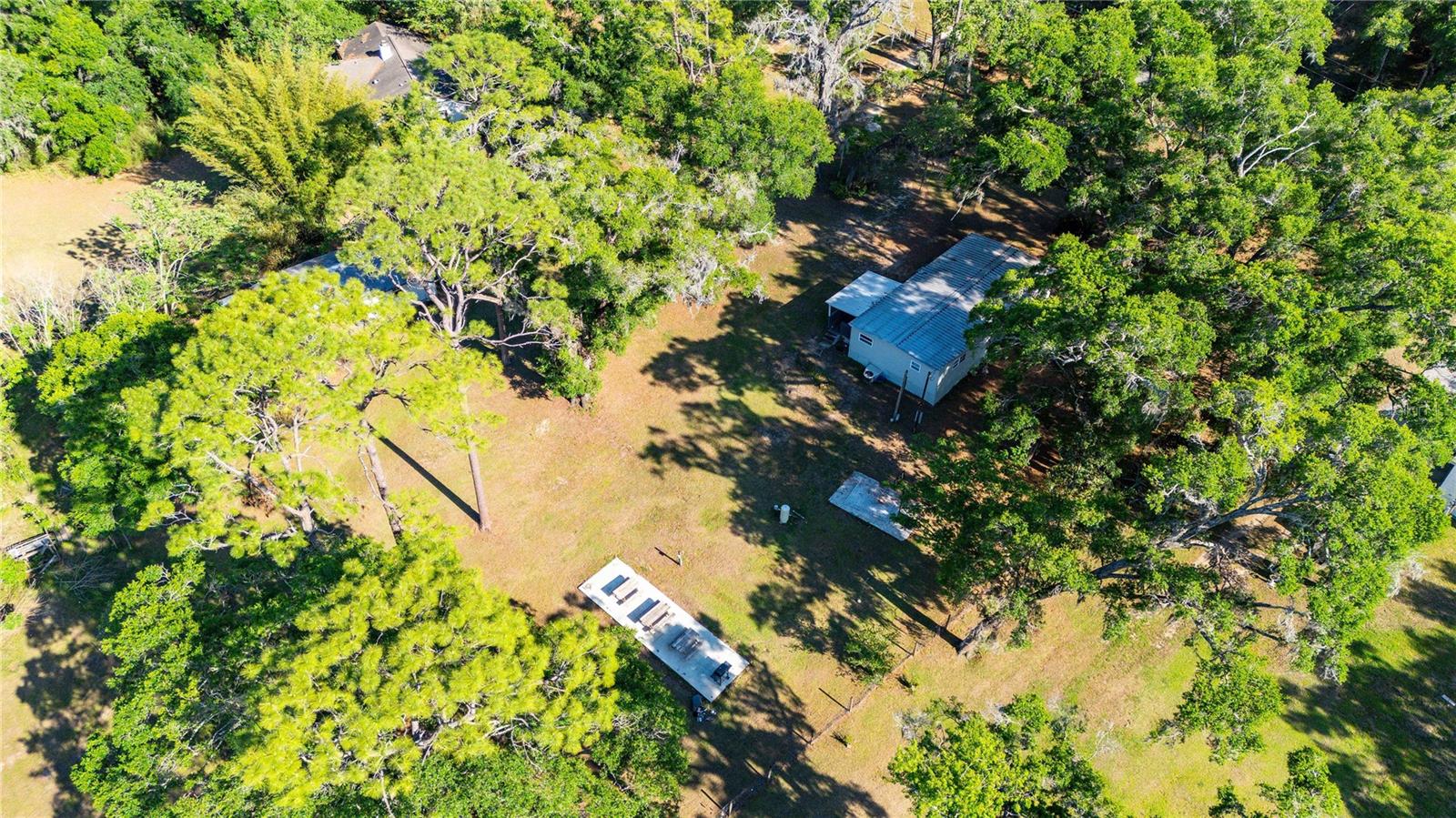 Listing photo id 1 for 27477 Old Trilby Road
