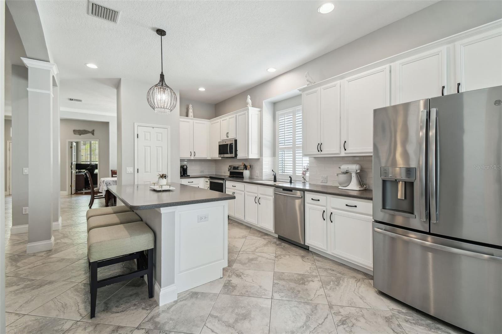 Listing photo id 14 for 2919 Northfield Drive