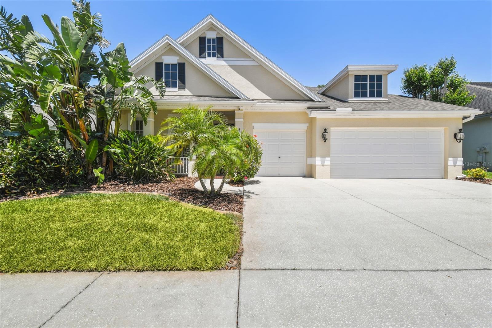 Listing photo id 1 for 2919 Northfield Drive