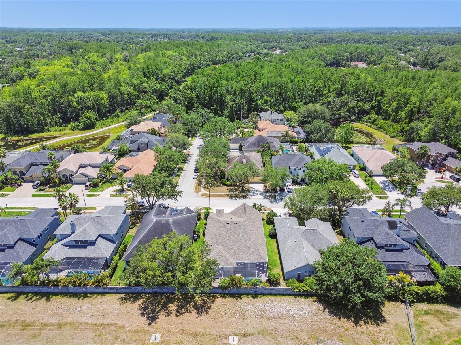 Listing photo id 44 for 2919 Northfield Drive