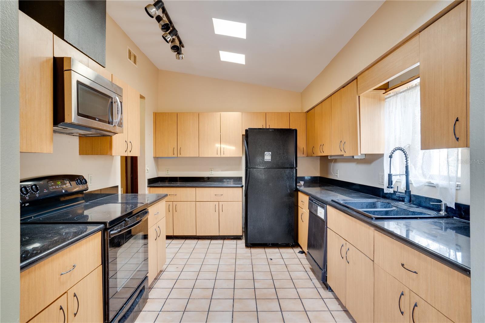 Image 12 of 39 For 5775 61st Street N
