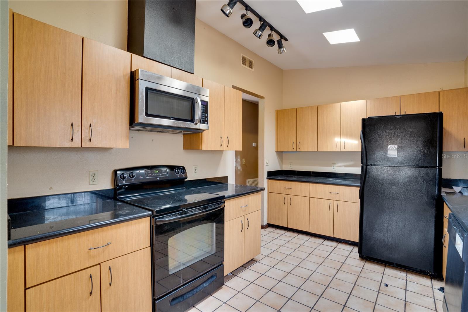 Image 13 of 39 For 5775 61st Street N