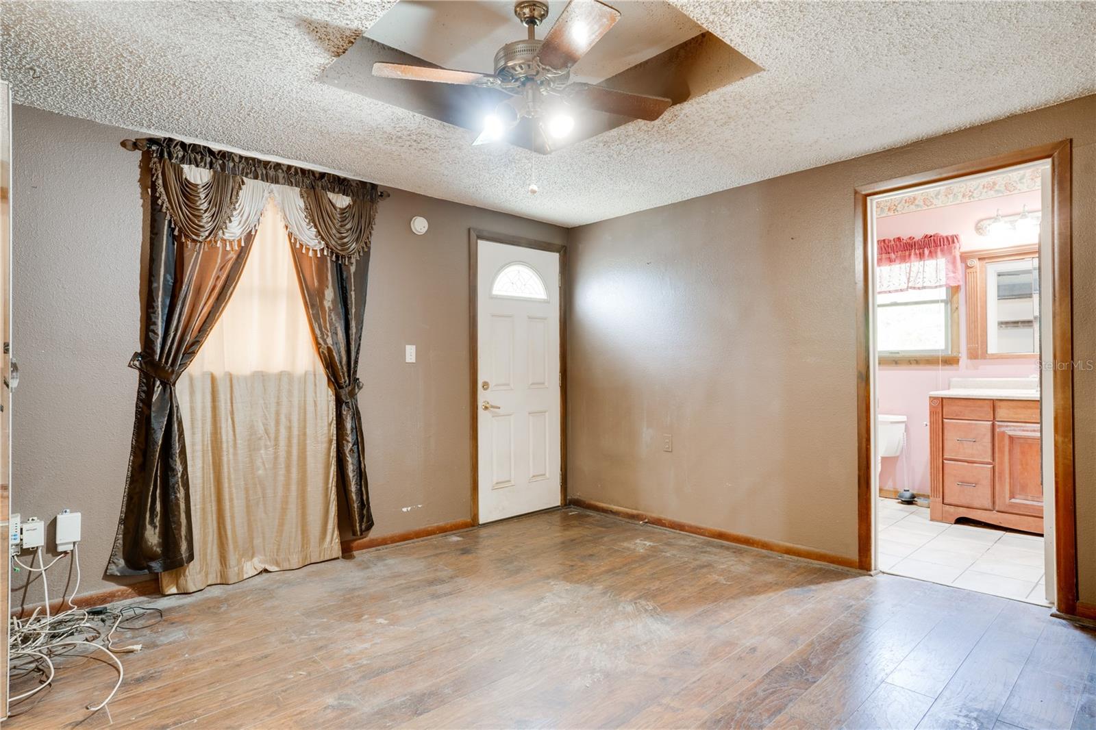 Image 16 of 39 For 5775 61st Street N