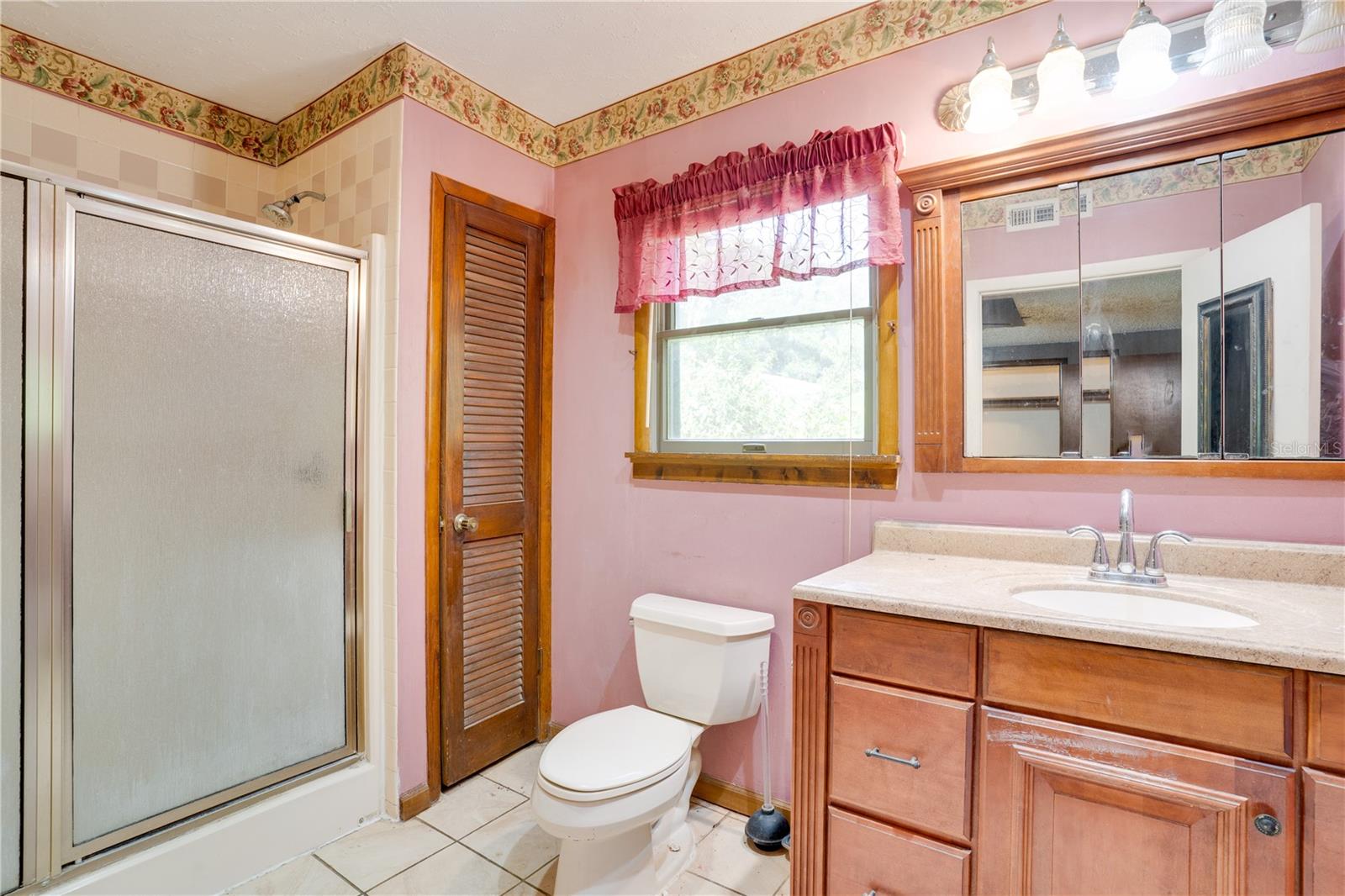 Image 18 of 39 For 5775 61st Street N