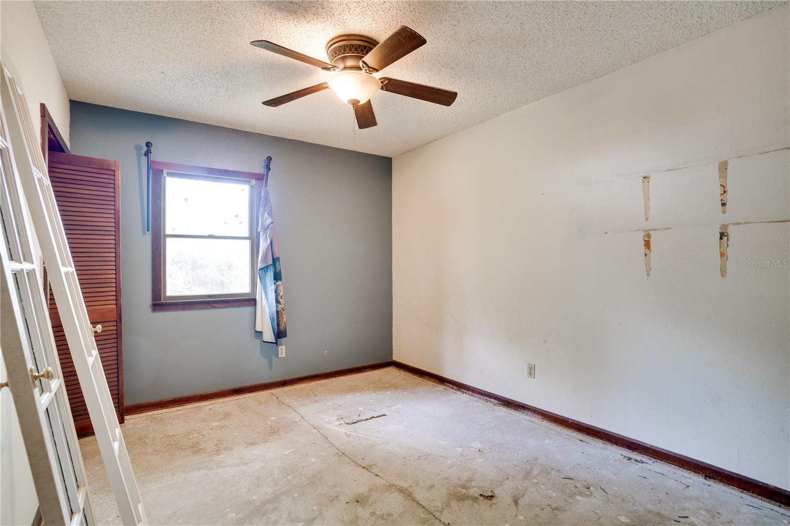 Image 19 of 39 For 5775 61st Street N