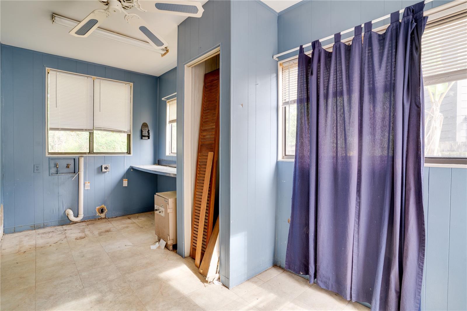 Image 23 of 39 For 5775 61st Street N