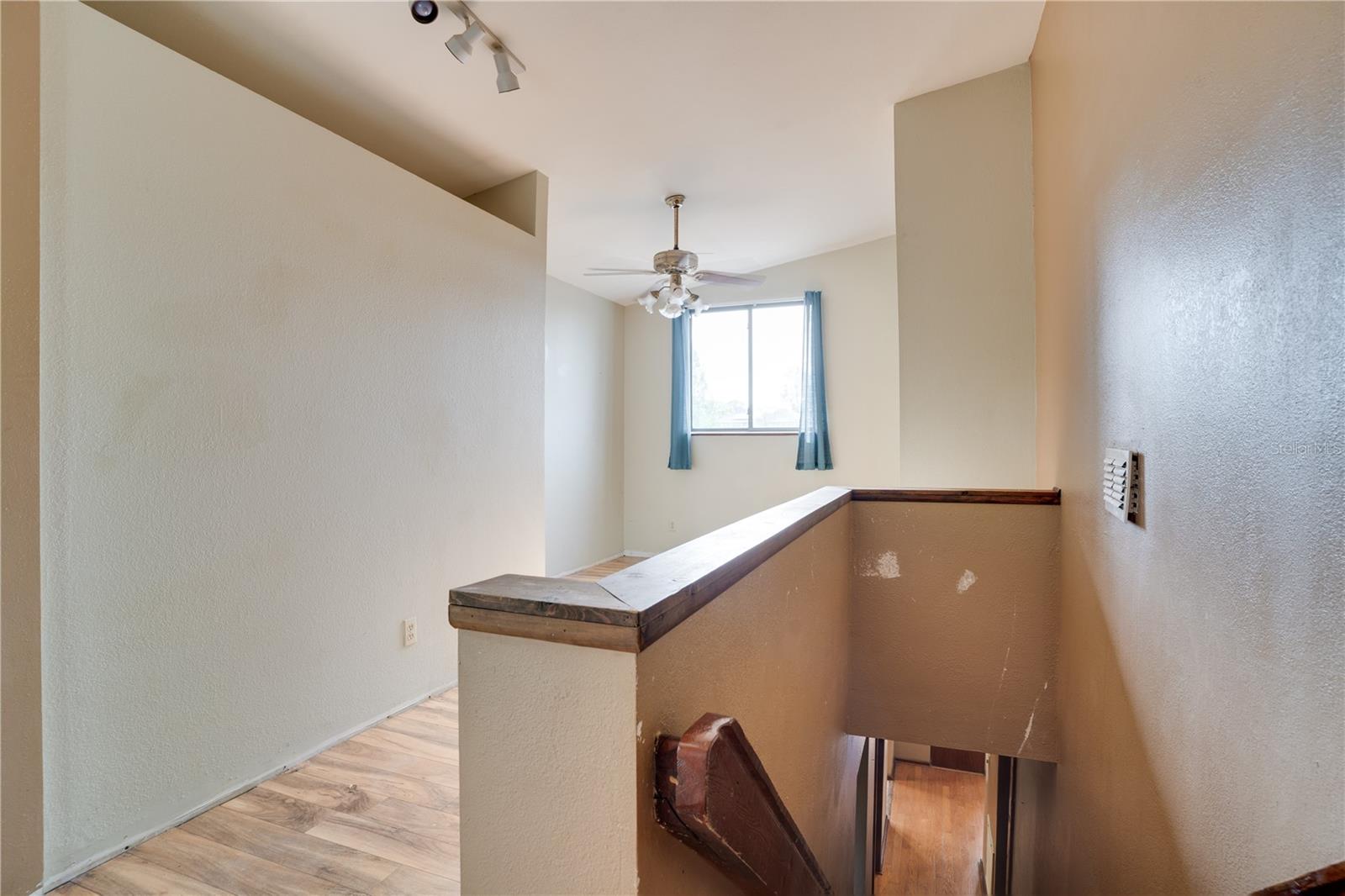 Image 24 of 39 For 5775 61st Street N