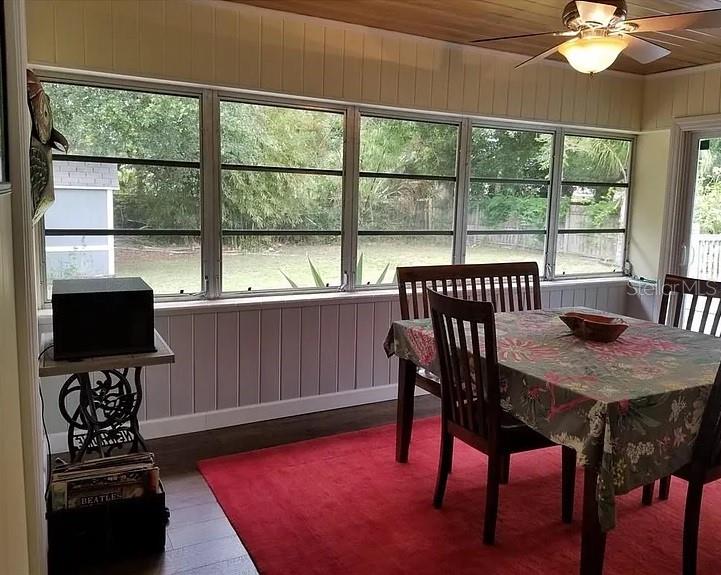 Image 4 of 6 For 2153 Sunnyside Place