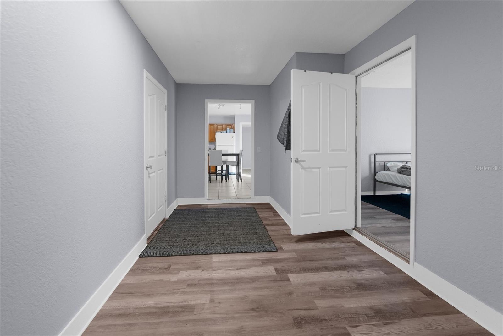 Image 30 of 37 For 11780 Linden Drive