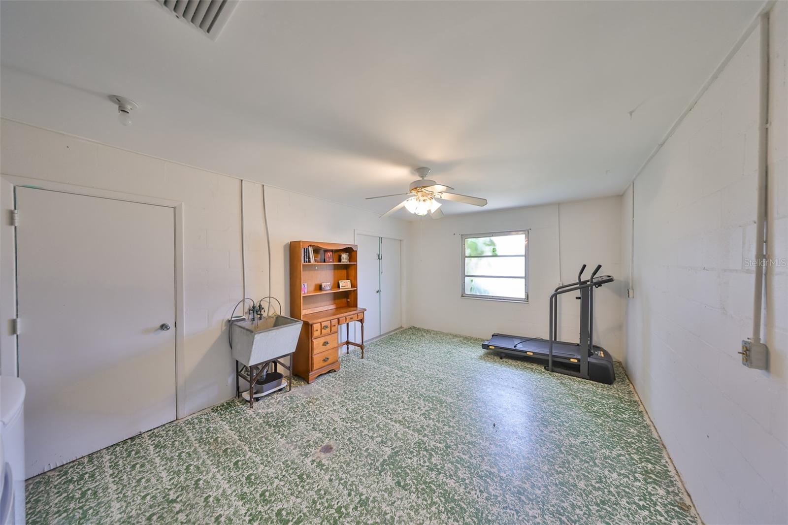 Image 35 of 49 For 1809 Haverford Avenue