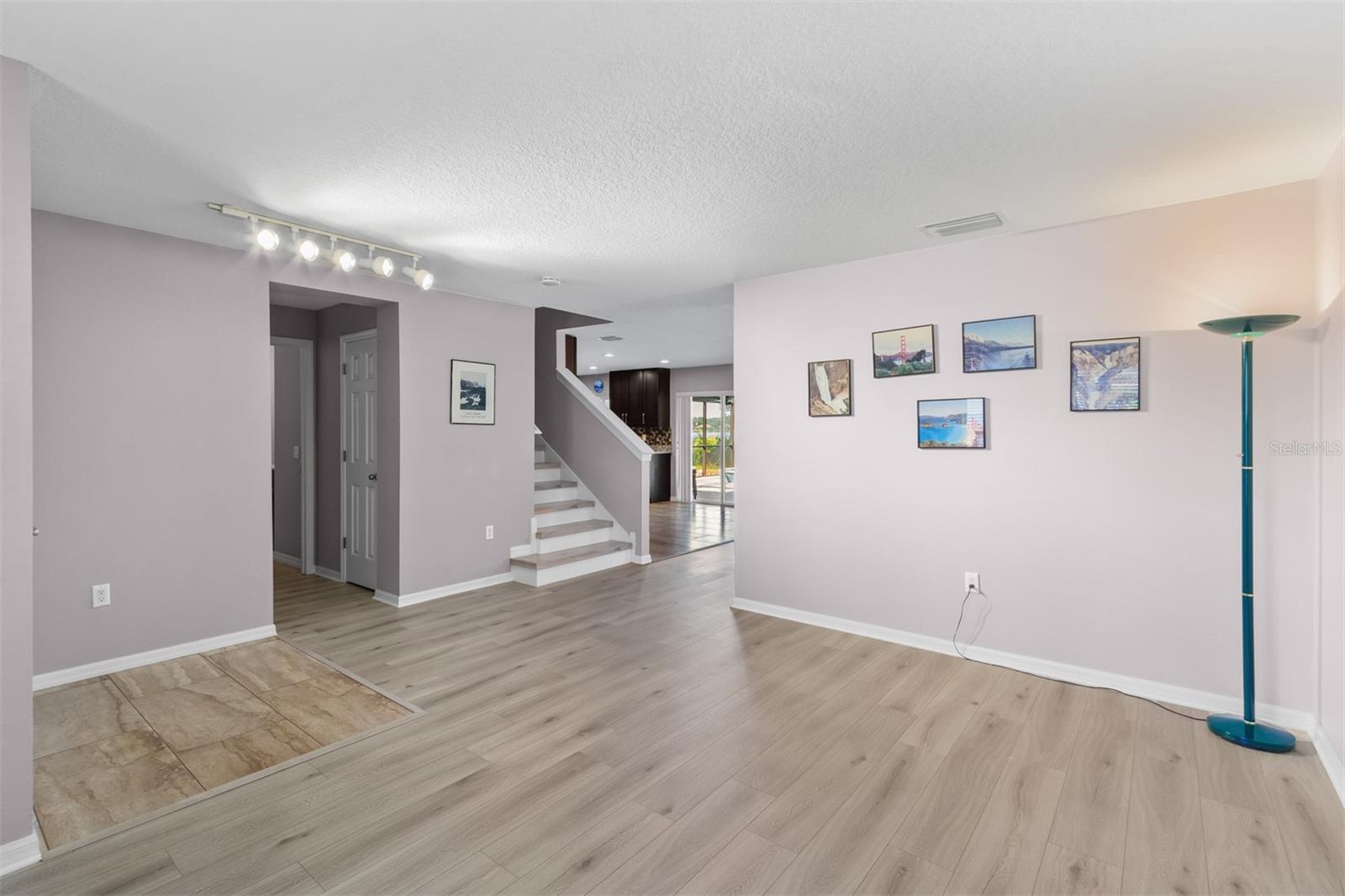 Image 6 of 44 For 6607 Gates Pointe Way