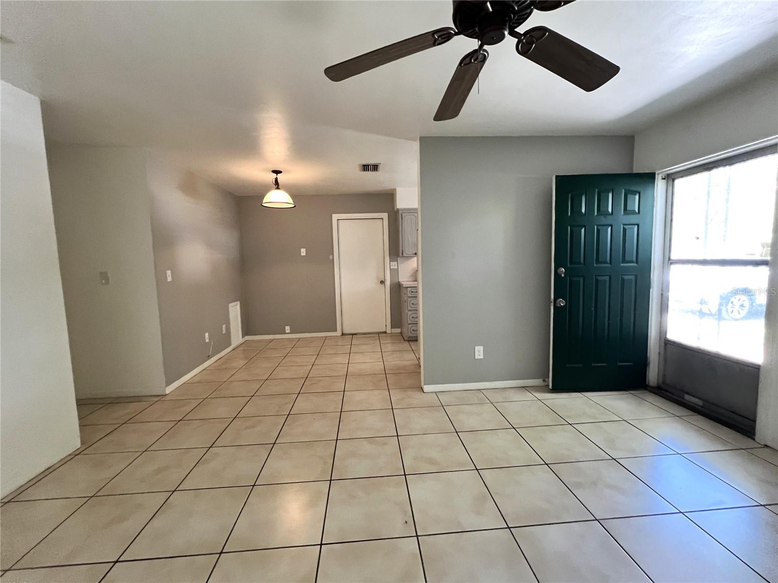 Image 5 of 24 For 4811 12th Street N