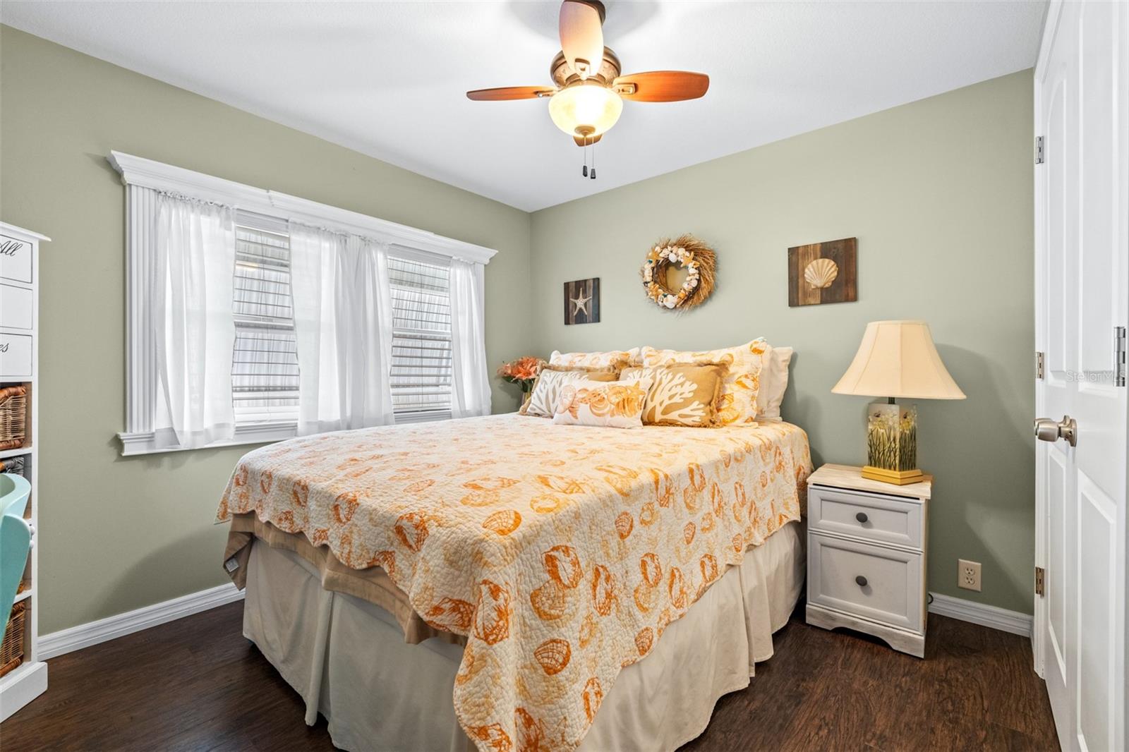 Image 27 of 39 For 10300 Holiday Lane 361