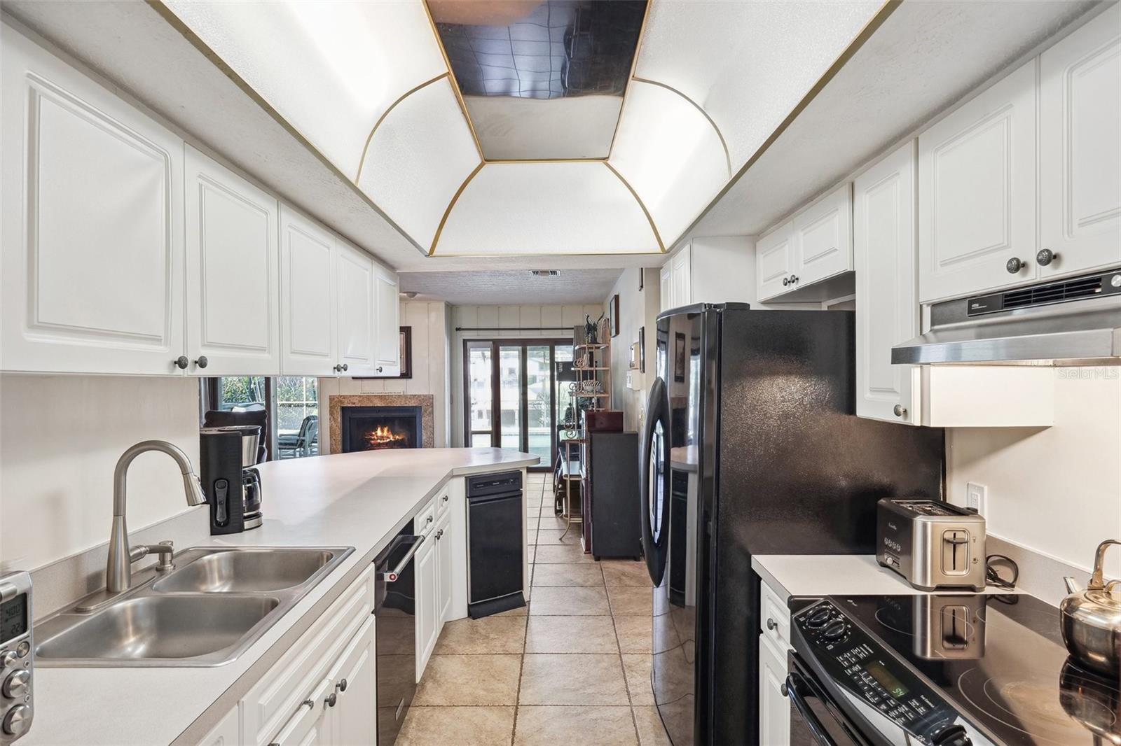 Image 13 of 59 For 6104 Schooner Way