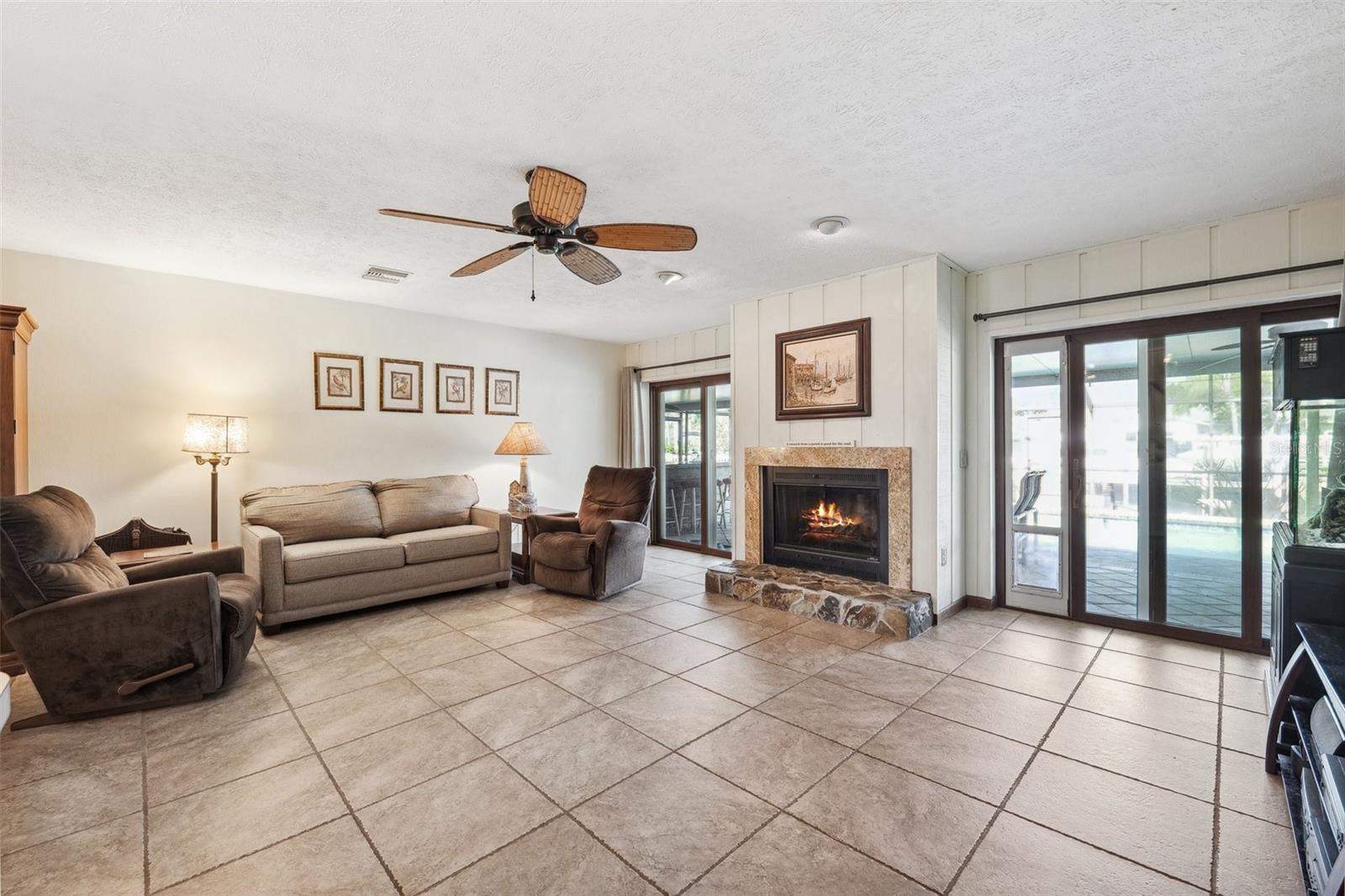 Image 15 of 59 For 6104 Schooner Way
