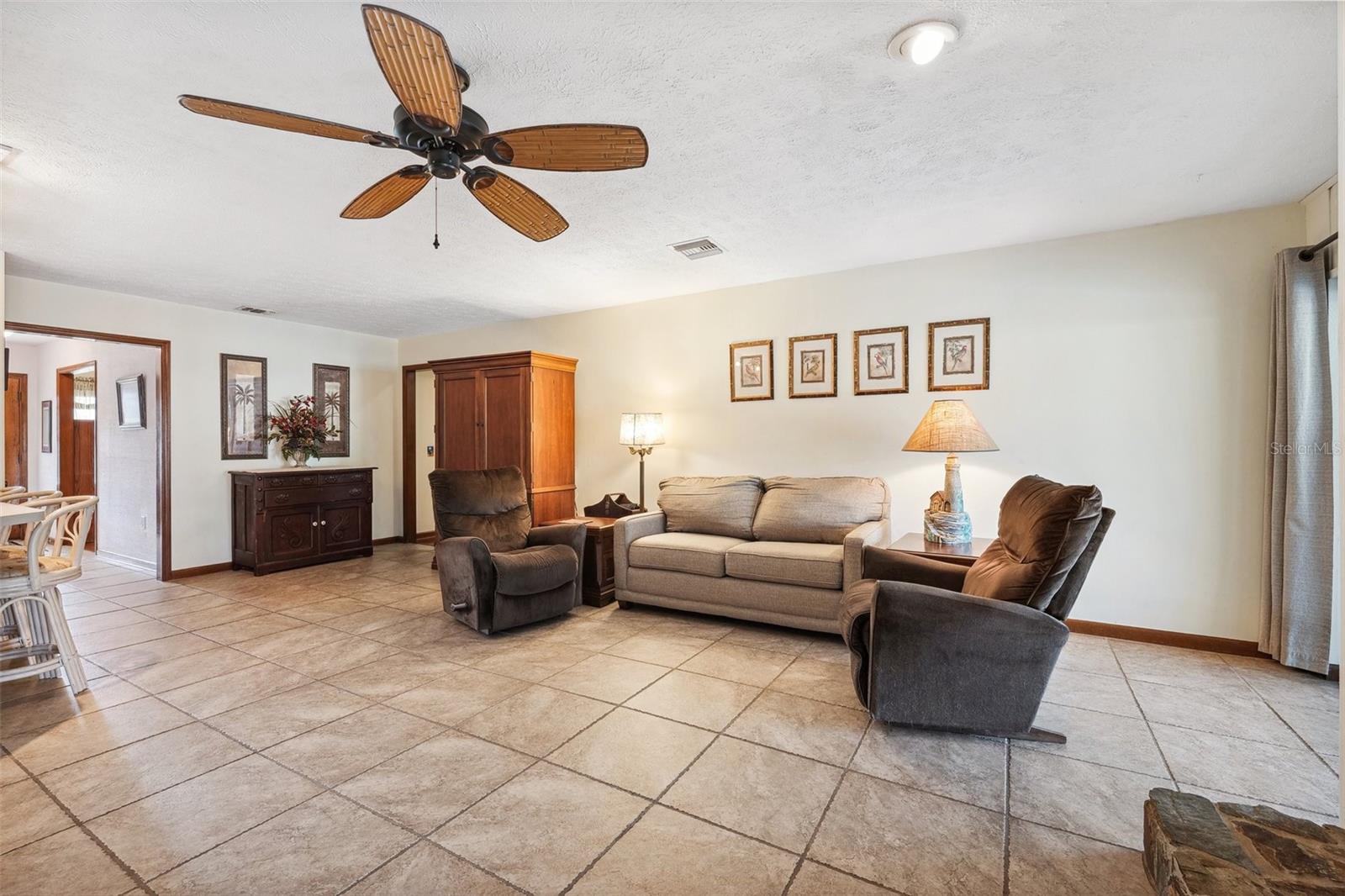 Image 16 of 59 For 6104 Schooner Way