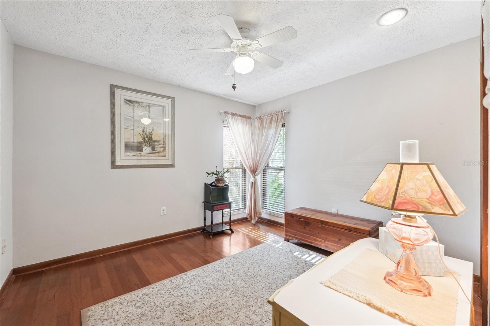 Image 30 of 59 For 6104 Schooner Way