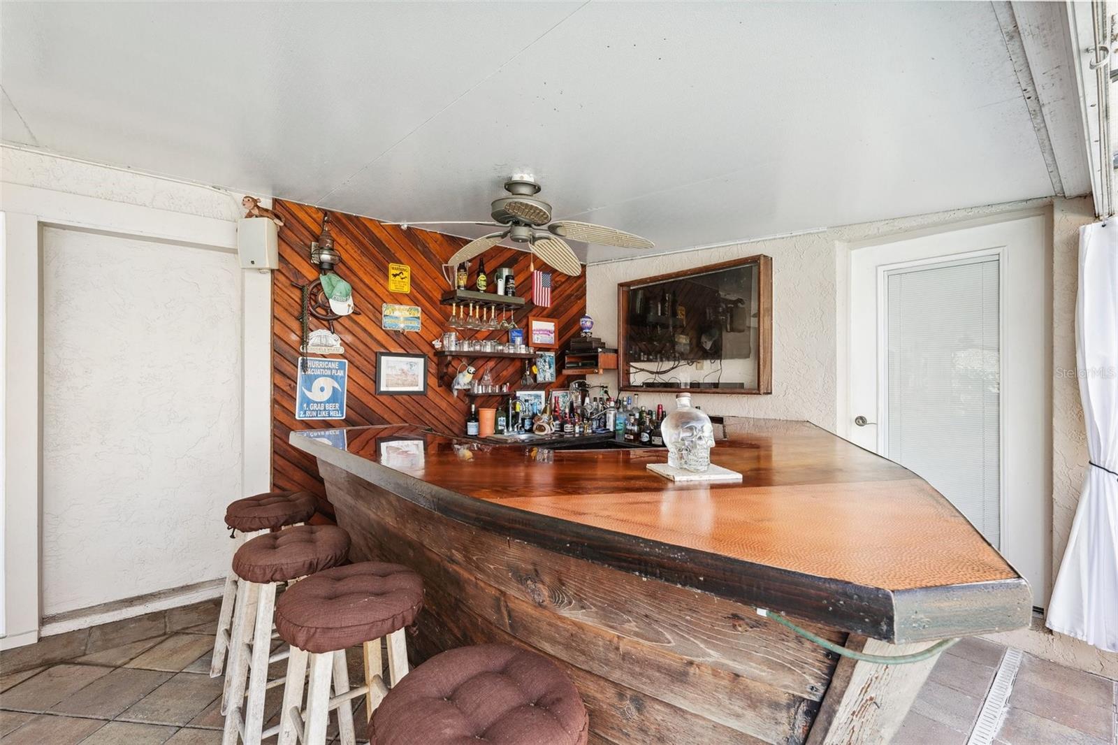 Image 33 of 59 For 6104 Schooner Way