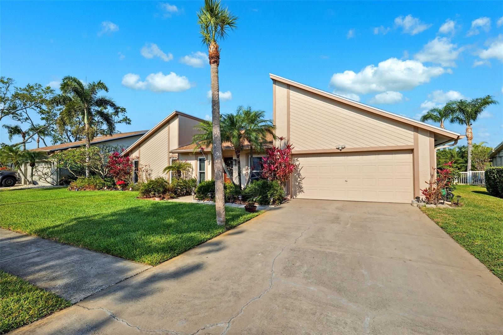 Image 4 of 59 For 6104 Schooner Way