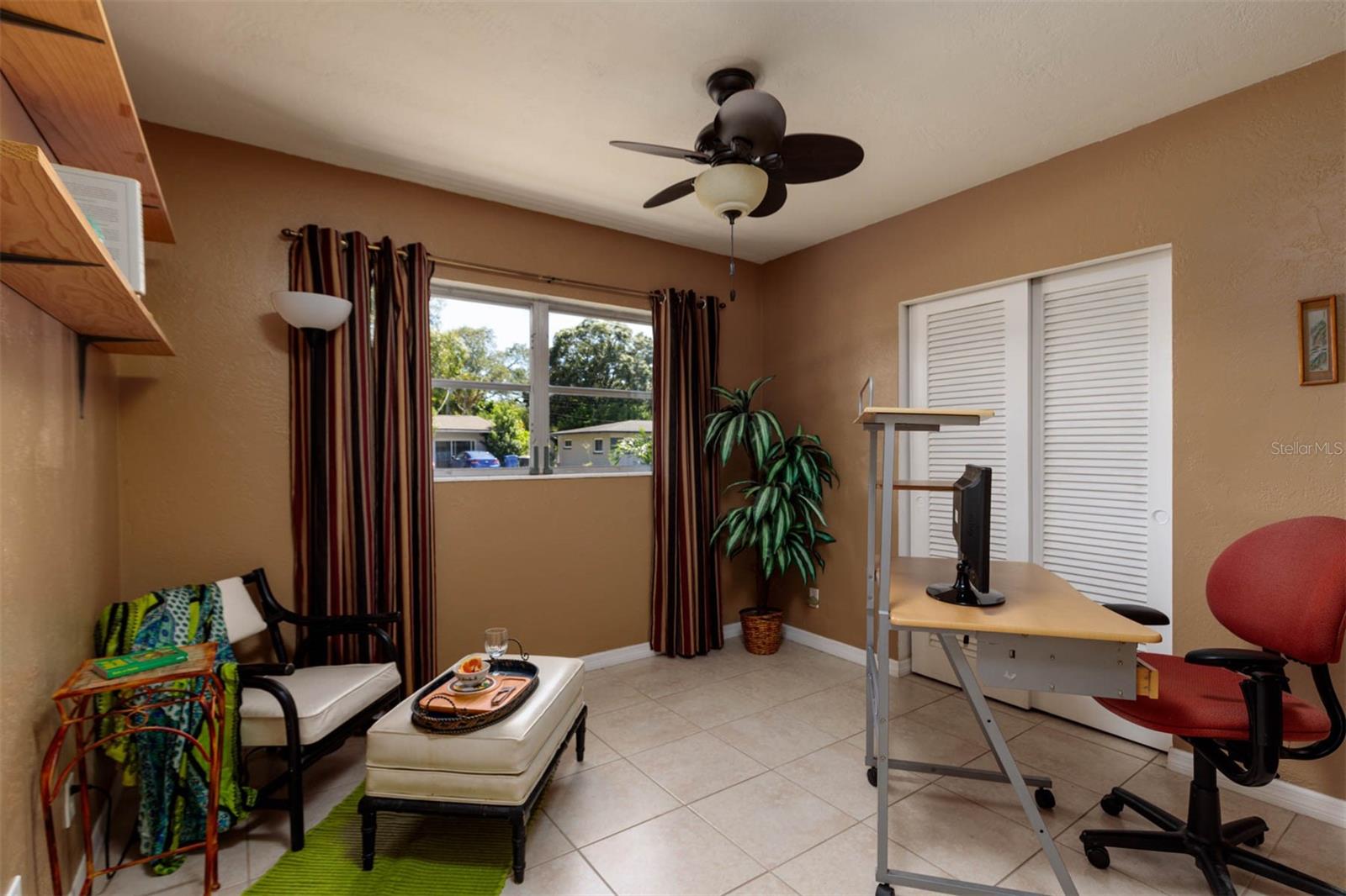Image 12 of 47 For 5561 24th Terrace N