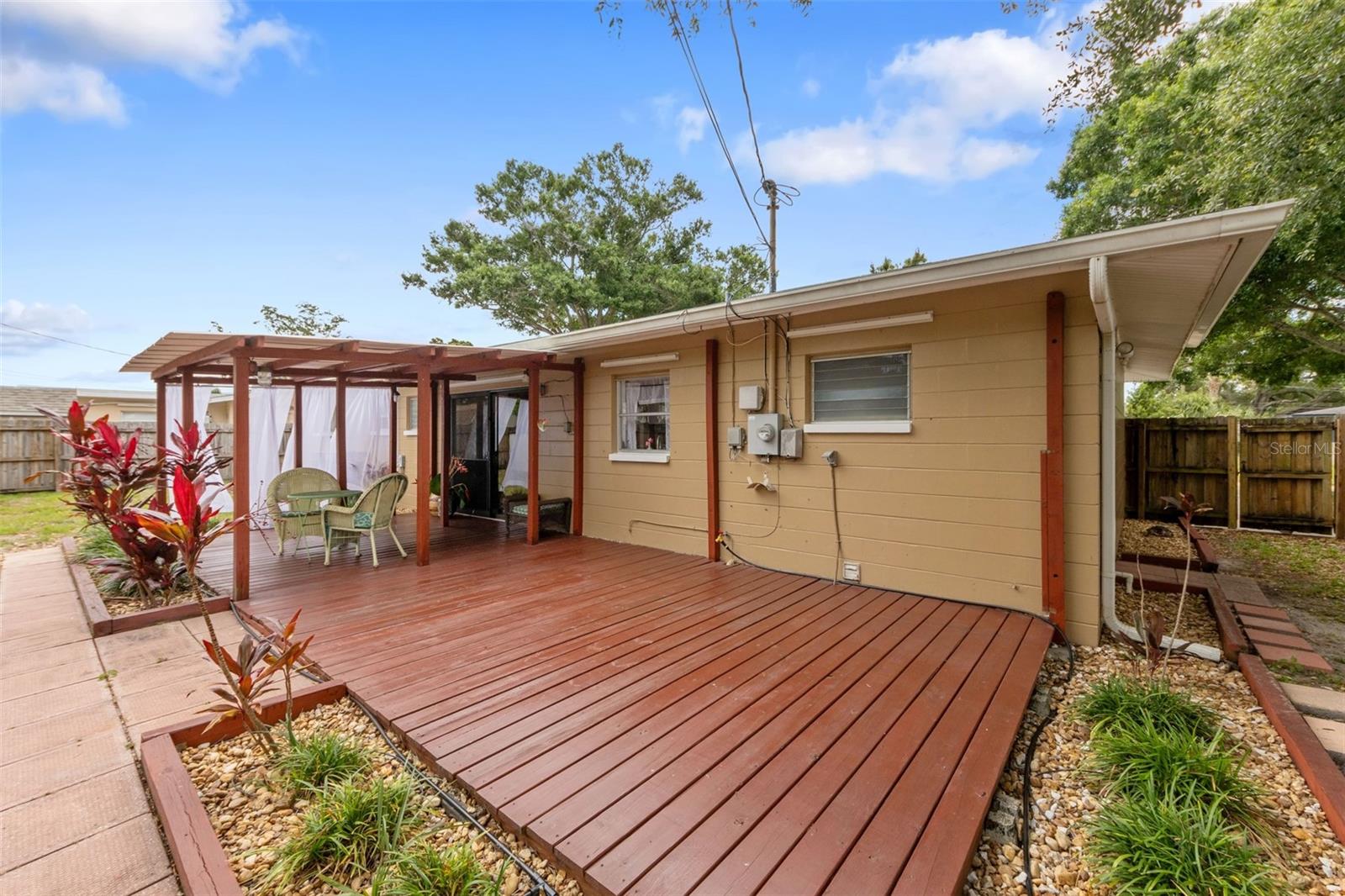 Image 24 of 47 For 5561 24th Terrace N