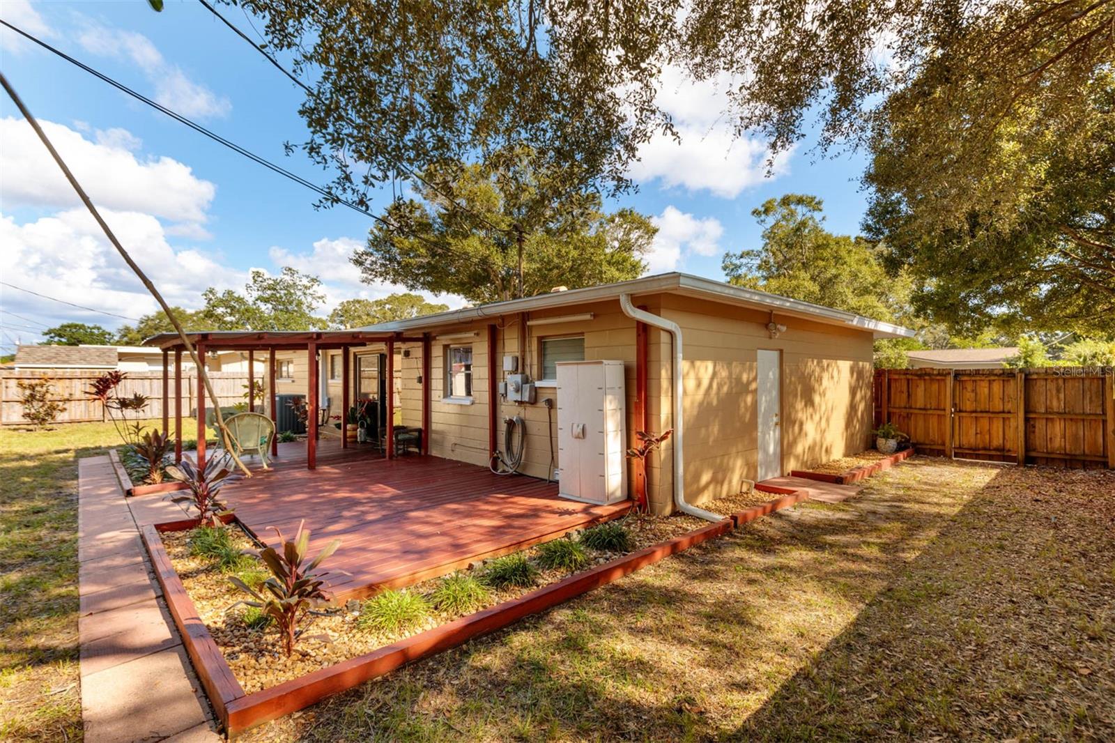 Image 27 of 47 For 5561 24th Terrace N