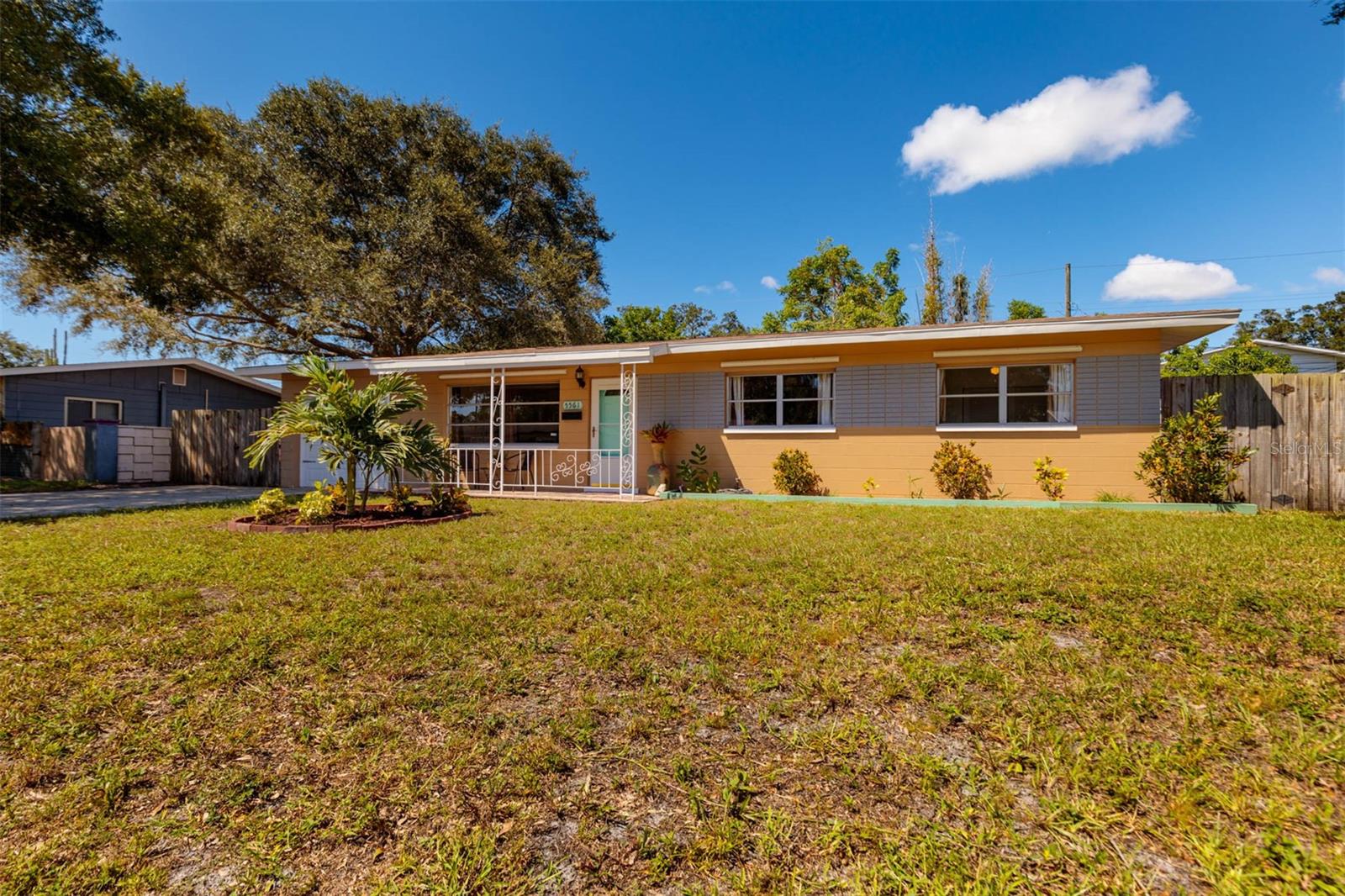 Image 28 of 47 For 5561 24th Terrace N