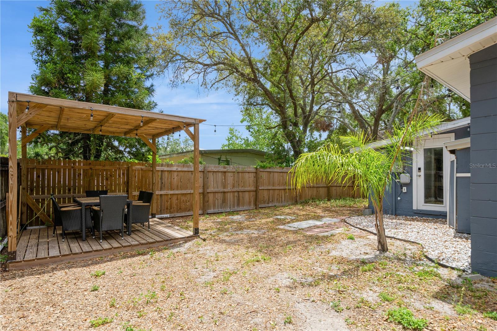 Listing photo id 28 for 6225 76th Avenue N