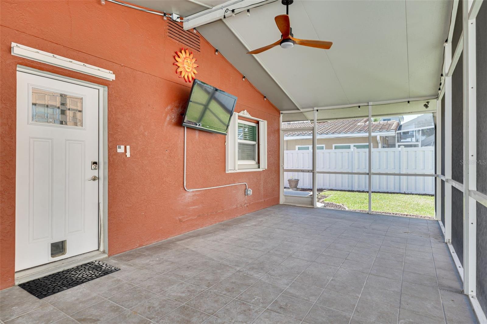 Image 19 of 23 For 3516 Casablanca Avenue