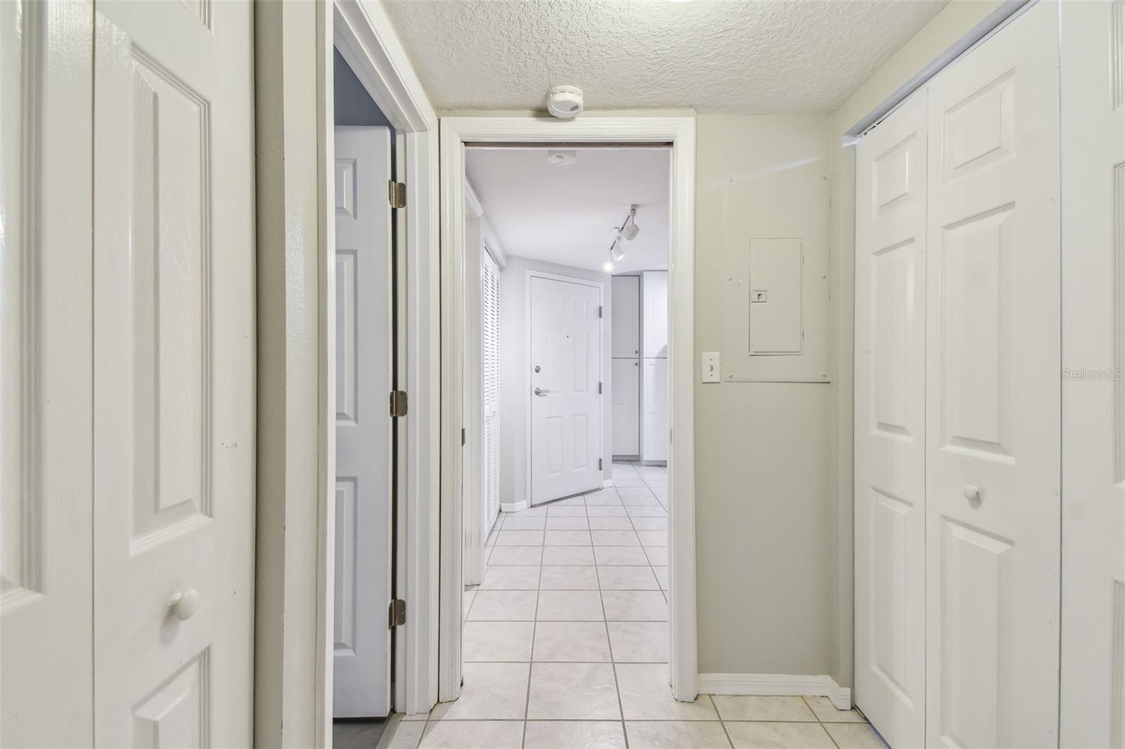 Image 19 of 37 For 2625 Terra Ceia Bay Boulevard 406