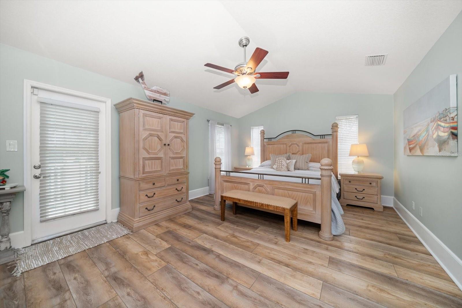 Image 19 of 46 For 7672 140th Street