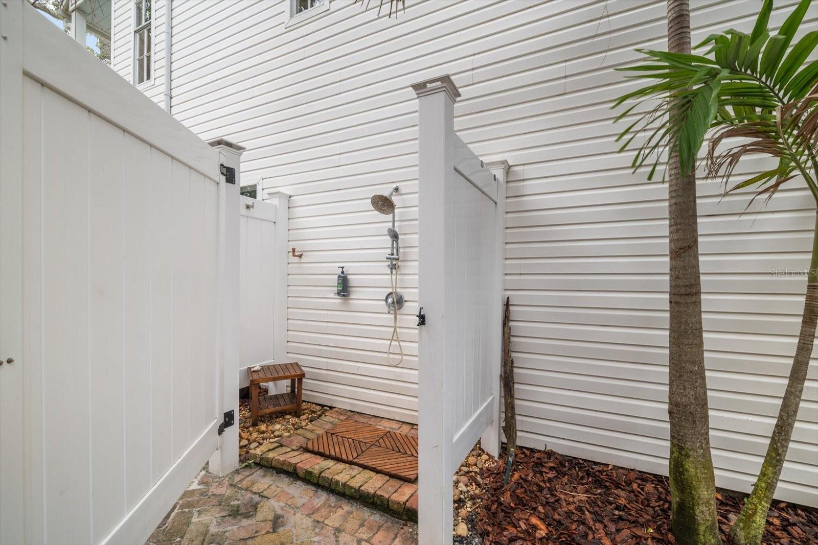 Image 34 of 46 For 7672 140th Street