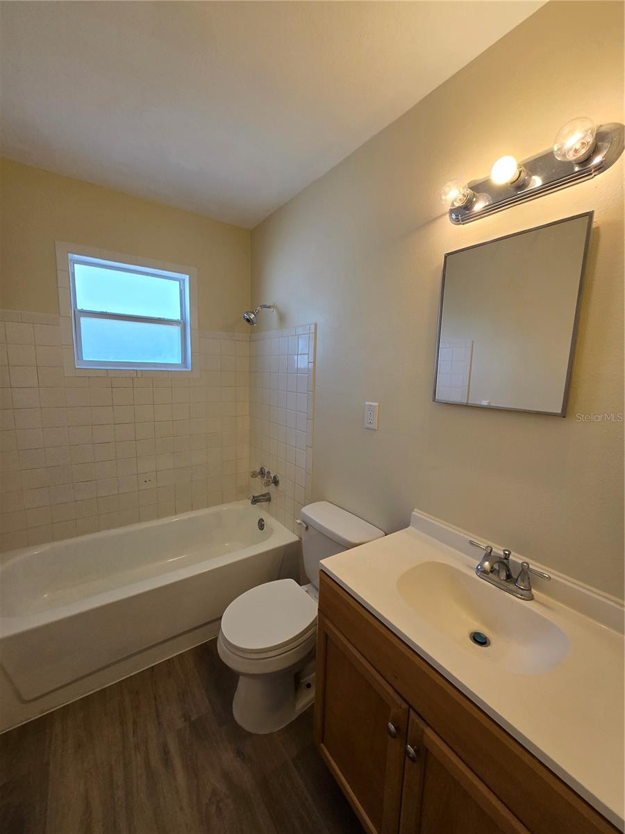 Image 6 of 11 For 3119 Oaklawn Avenue
