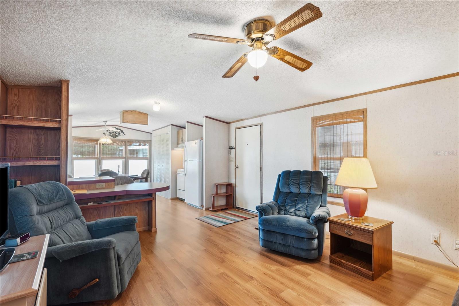Image 8 of 57 For 5428 Joyce Street