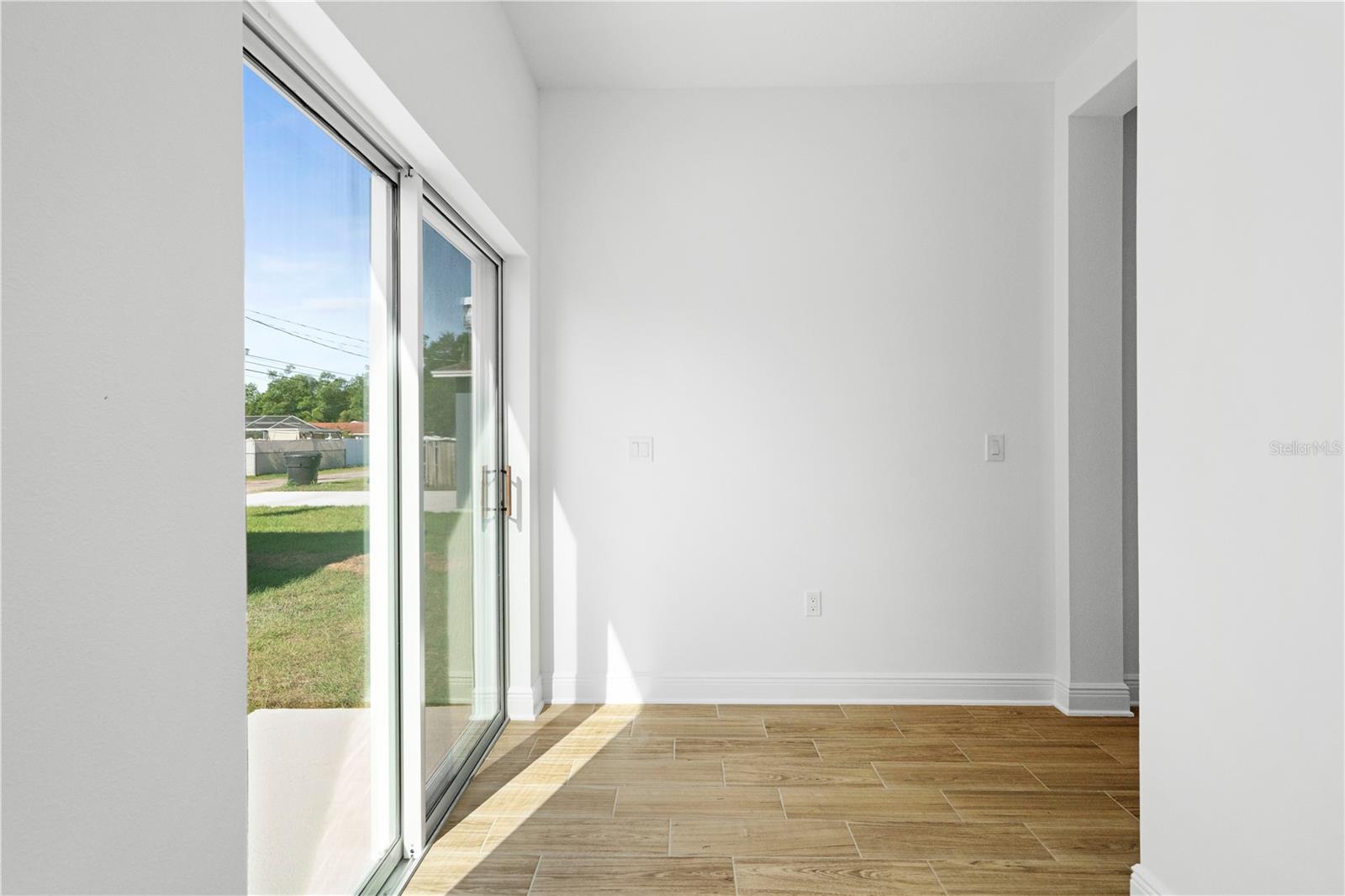 Image 22 of 26 For 930 57th Avenue N