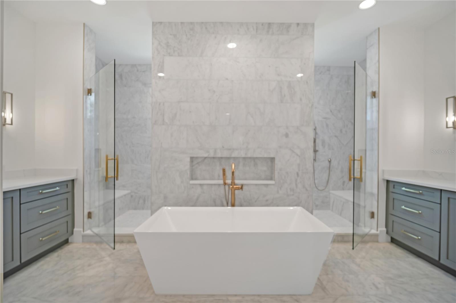 Listing photo id 17 for 4607 Lamb Avenue