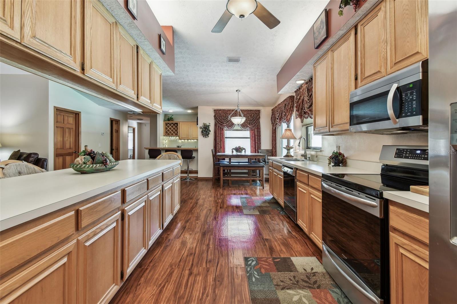 Image 15 of 50 For 2914 Timber Knoll Drive