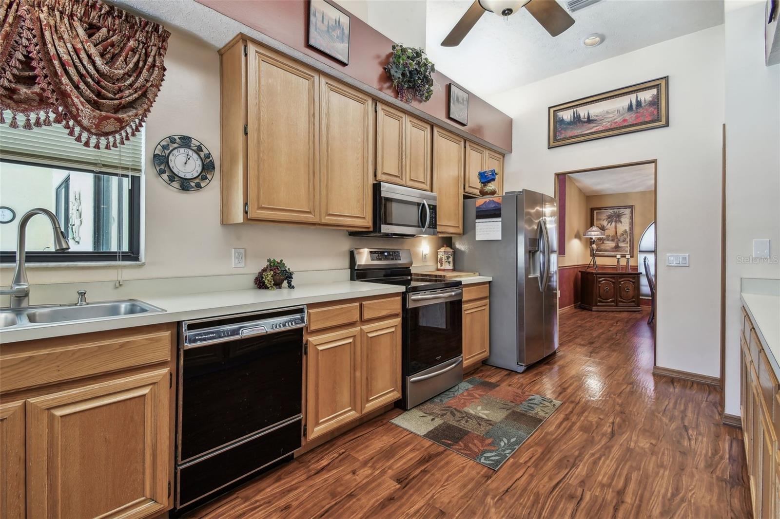 Image 16 of 50 For 2914 Timber Knoll Drive