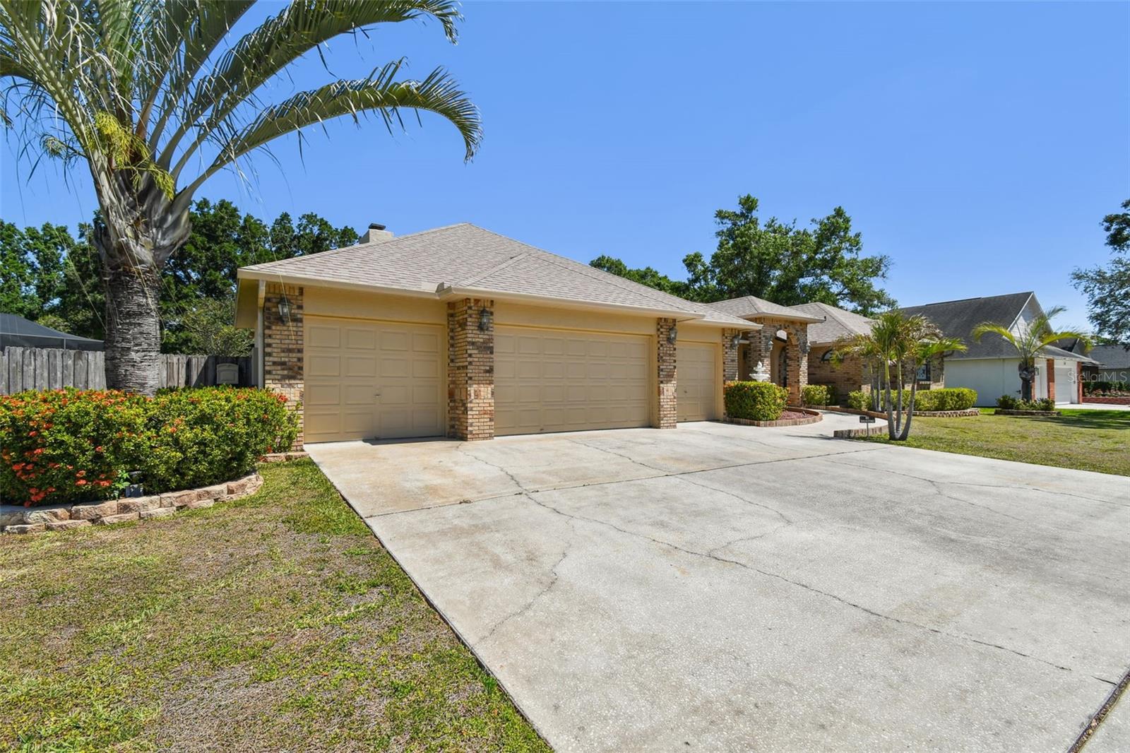 Image 2 of 50 For 2914 Timber Knoll Drive